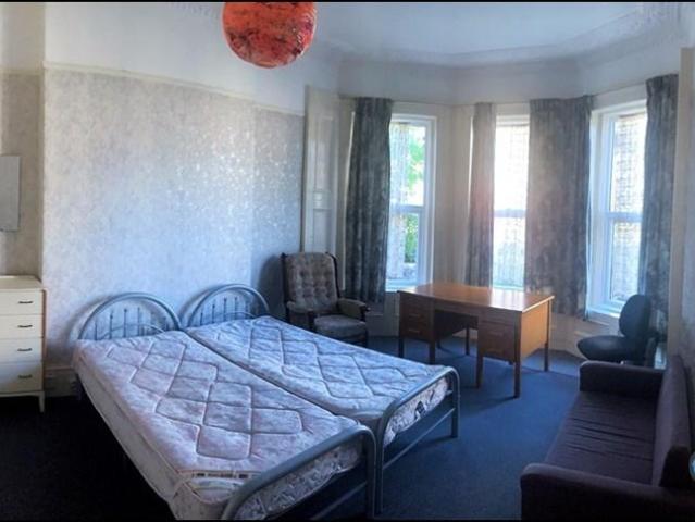 Hampton Road, Bristol, BS6 1 bed in a flat share to rent £1,000 pcm £231 pw
