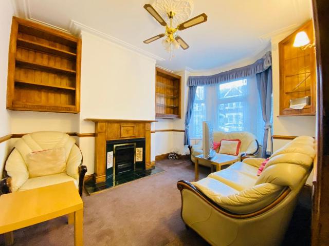 Hampton Road, Ilford IG1, 4 bed terraced house to rent, £2,600 pcm | PrimeLocation