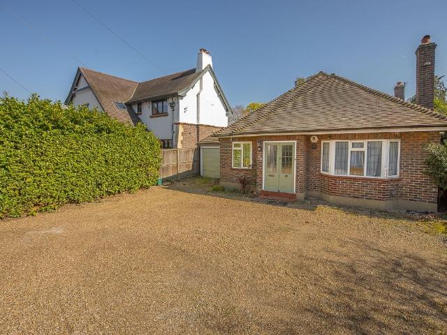 Hampton TW12, 3 bed bungalow to rent, £2,950 pcm | PrimeLocation