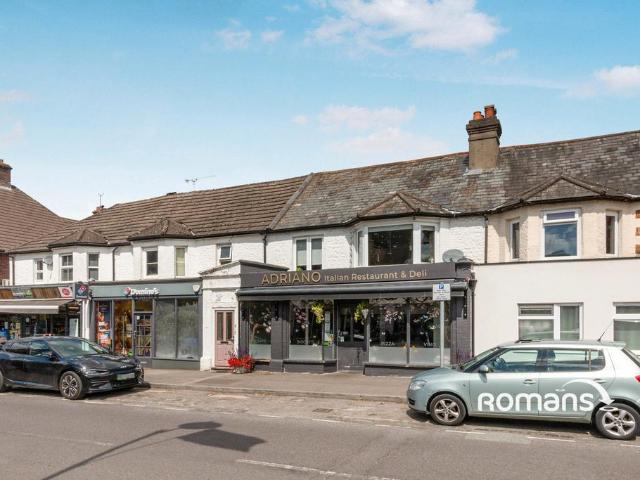 Hampton Terrace, Beacon Hill Road. 1 bed flat to rent £900 pcm £208 pw