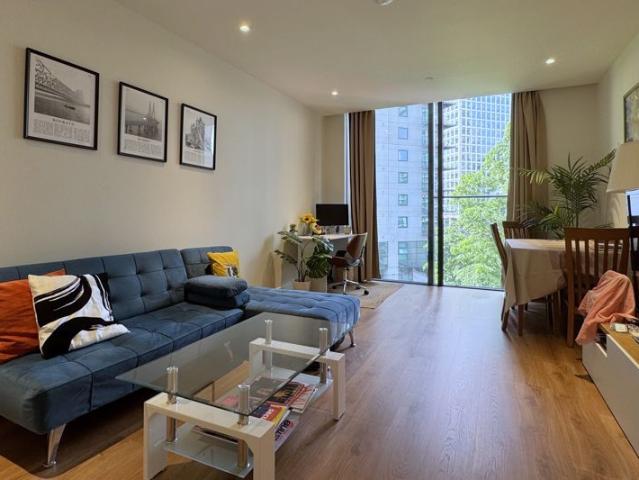 Hampton Tower, South Quay Plaza E14, 1 bed flat to rent, £3,000 pcm | PrimeLocation
