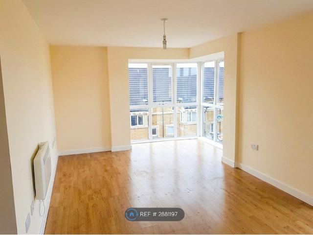Hampton Vale, Peterborough PE7, 2 bed flat to rent, £950 pcm | PrimeLocation