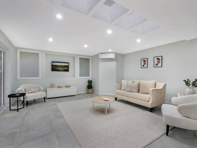 Hamptons Elegance, Dual Living Flexibility & Prime CTHS Catchment