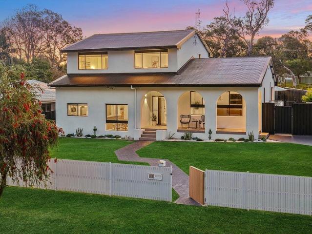 Hamptons family sanctuary with water views