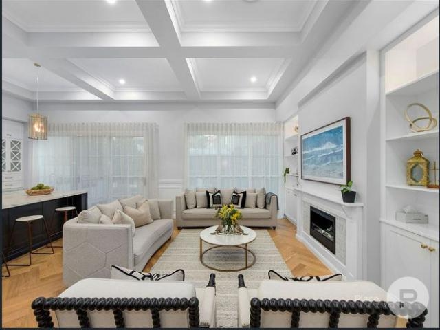 Hamptons Sanctuary, City Views