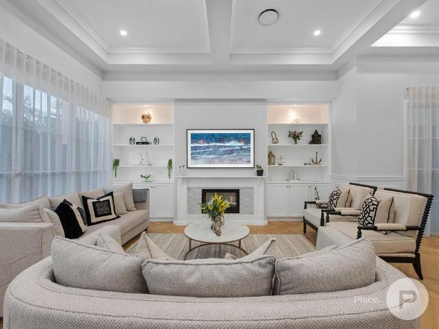 Hamptons Sanctuary, City Views