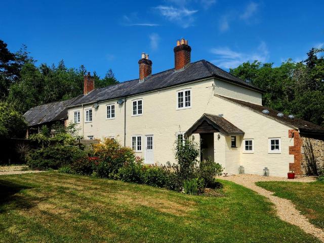 Hamstead Drive, Yarmouth PO41, 5 bed property to rent, £2,500 pcm | PrimeLocation
