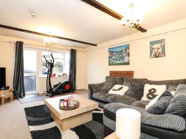 Hamsterly Park, Northampton, Northamptonshire NN3, 3 bed semi detached house to rent, £1,250 pcm | PrimeLocation