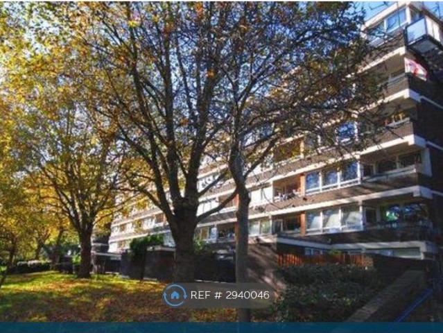 Hanworth House, London SE5, 3 bed flat to rent, £3,300 pcm | PrimeLocation