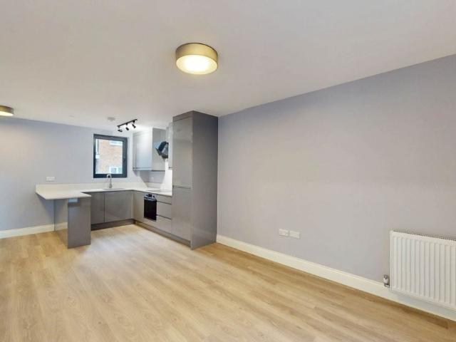 Hanworth Road, Hounslow TW3, 2 bed flat to rent, £2,450 pcm | PrimeLocation
