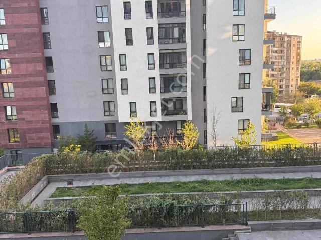 Hanzade Gayrimenkul Niğde Emlak Konutları 4+1 Satılık Daire