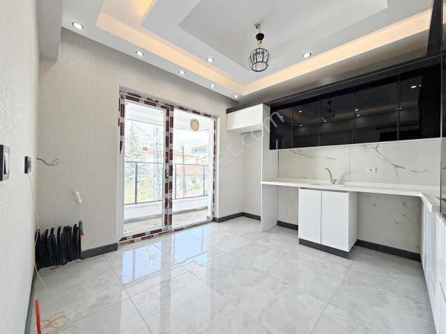 Han Gayrimenkulden Uygun Fiyata 3+1 Sıfır Satılık Daire