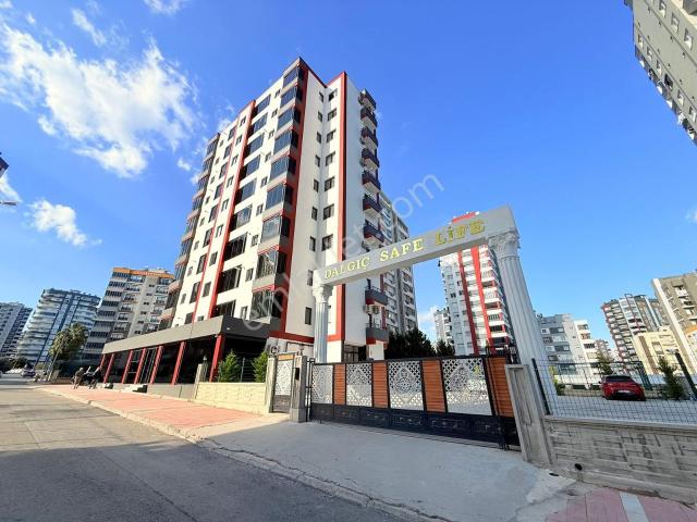 Han Emlak'tan Akdeniz Mah'de Site İçi Doğalgazlı Kiralık 2+1