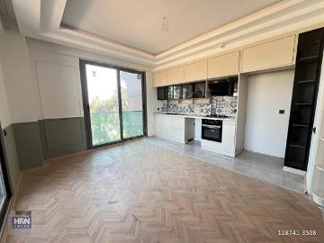 Han Emlak'tan Tece'de Havuzlu Site İçinde 1+1 Satılık Daire