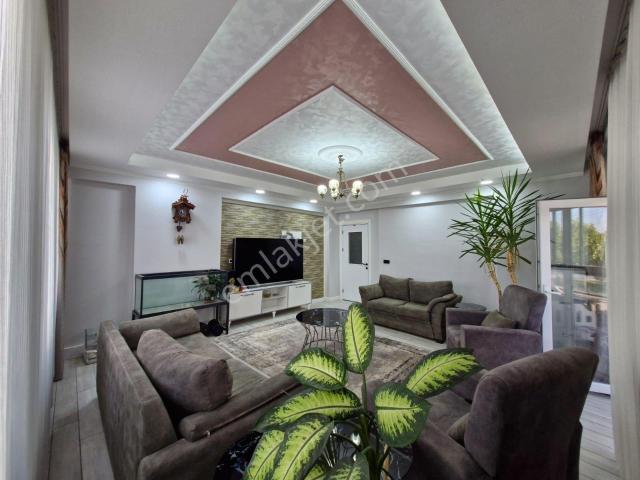 Hanaybaşı Alemdar Caddesinde 4+1 Satılık Daire