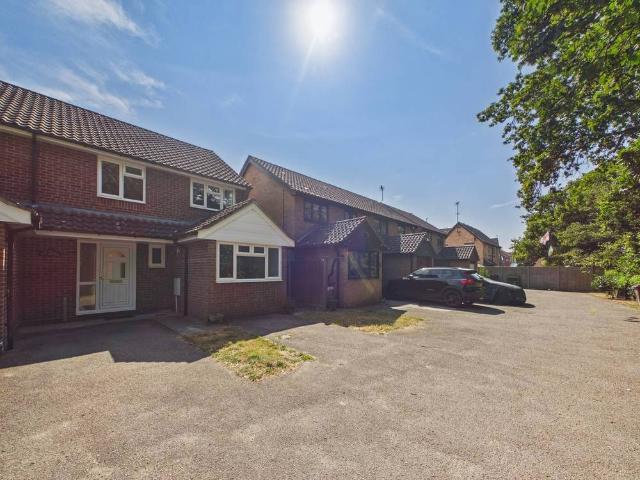 Hanbury Gardens, Highwoods, Colchester, Essex CO4, 3 bed semi detached house to rent, £1,500 pcm | PrimeLocation