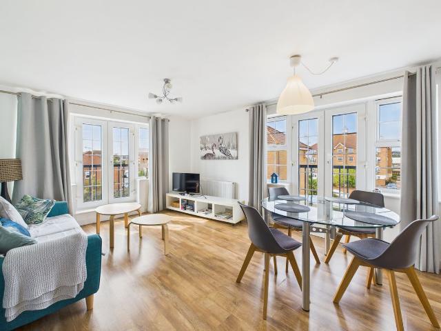 Hancock Way, Shoreham By Sea BN43, 2 bed flat to rent, £1,400 pcm | PrimeLocation