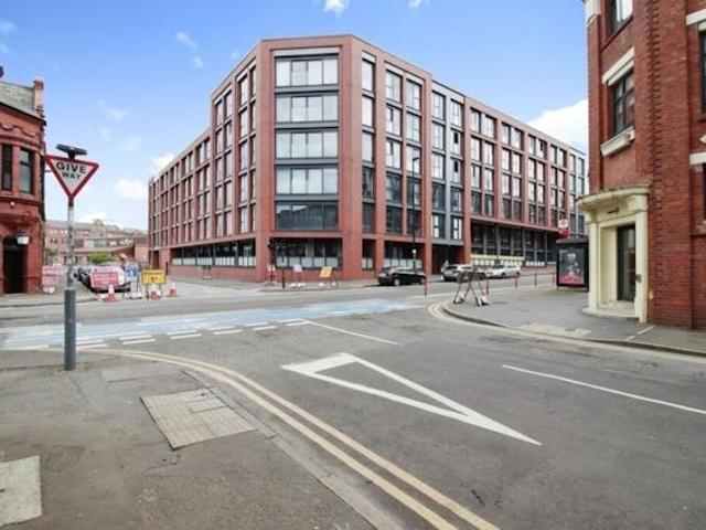 Hand Car Wash, Birchall Street, Highgate, B12 0AL, United Kingdom | 1 bed house for rent #140656861 | Rentberry