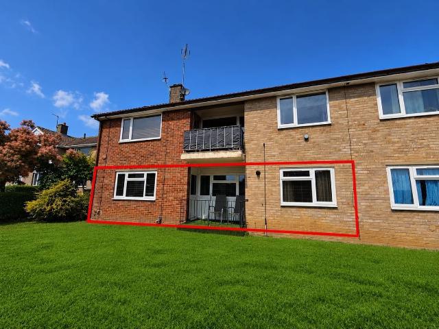 Handcross Court, Corby NN18, 2 bed flat to rent, £850 pcm | PrimeLocation