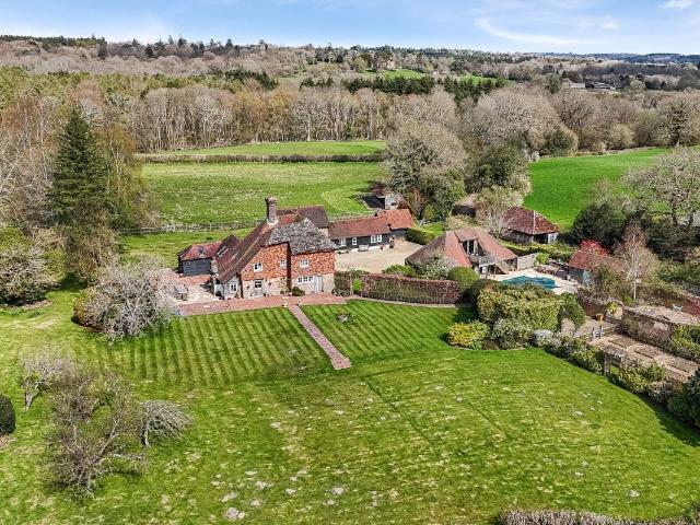 Handcross Road, Balcombe, Haywards Heath RH17, 5 bed detached house to rent, £6,850 pcm | PrimeLocation