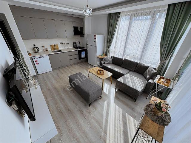 Han'dan Havuz güvenlikli Site İçi Ara Kat Full Eşyalı 2+1 Daire!