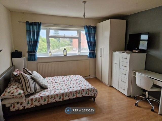 Handsacre, Rugeley WS15, Studio to rent, £565 pcm | PrimeLocation