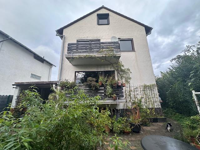 Handwerker aufgepasst. Einfamilienhaus in ruhiger Feldrandlage