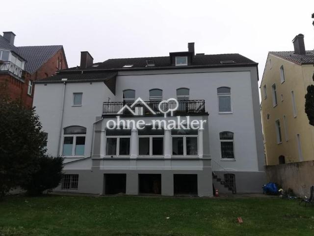 Handwerker aufgepasst: Fabrikanten Villa Hameln – Repräsentative 181 m² Altbauwohnung im EG