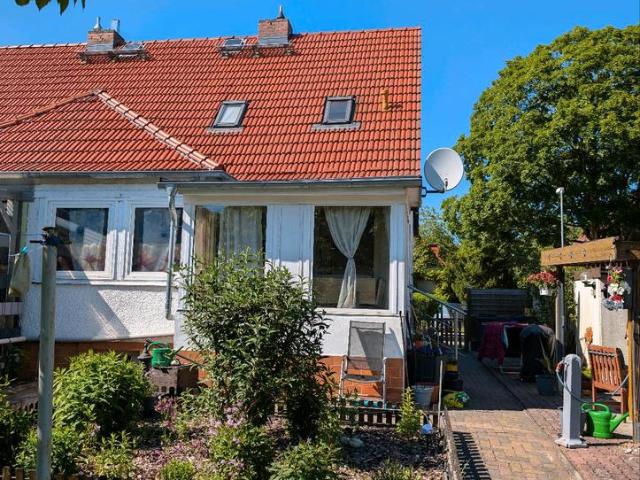 Handwerkerprojekt in Schöneiche: Charmante DHH in Schöneiche