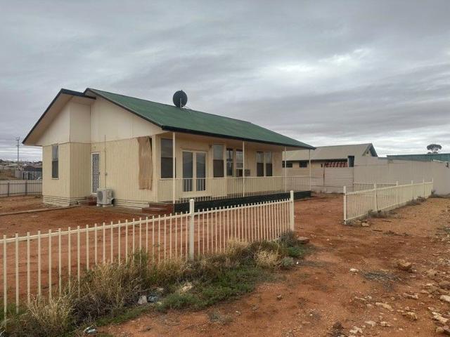 Handy Investment in Andamooka