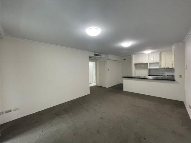Handy Location North Facing
