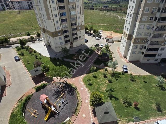 Hanedan Gyo'dan Yeşil Mavi Sitesinde Kiralık 3+1 Daire