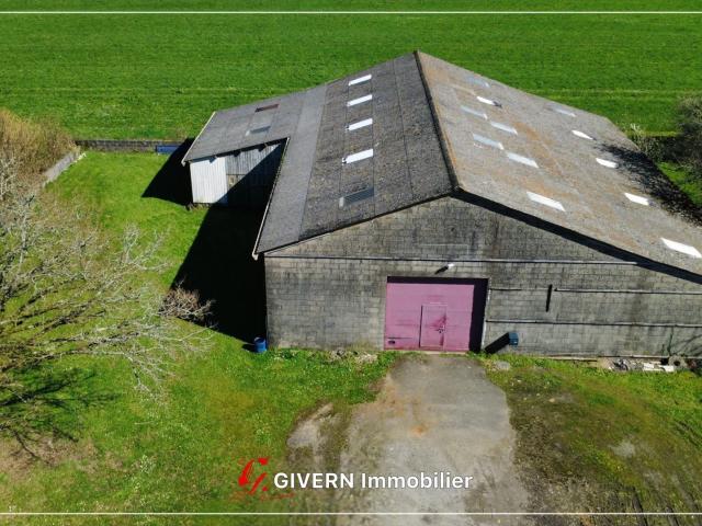 Hangar idéal activité professionnelle ou investissement 400m² Saint Caradec Trégomel