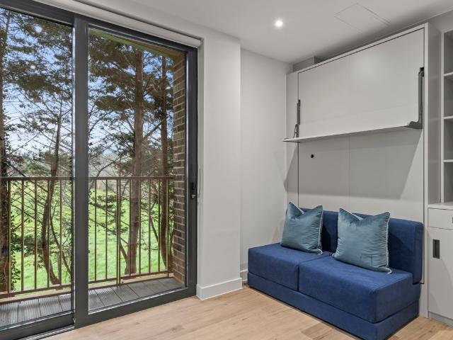 Hanger Lane, Ealing W5, Studio to rent, £1,550 pcm | PrimeLocation