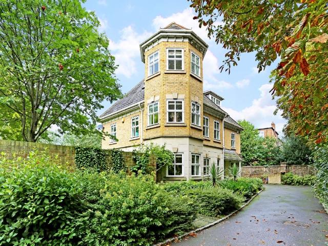 Hanger Lane, London W5, 5 bed flat to rent, £5,000 pcm | PrimeLocation