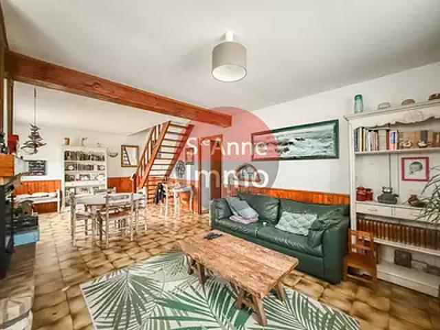 Hangest en Santerre 80134 Achat / Vente maison 8 pièces t8 terrasse parking