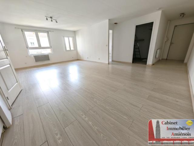 Hangest Sur Somme: Appartement T2 54m2