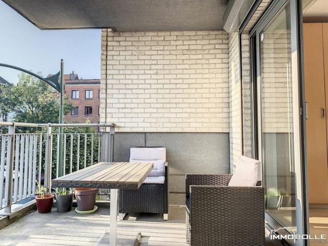 Hankar 3 bed. apartment + terrace + parking