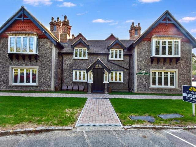 Hankham Hall Road, Hankham, Westham 2 bed flat to rent £1,400 pcm £323 pw