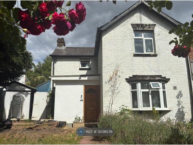 Hankins Lane, London NW7, 4 bed detached house to rent, £2,700 pcm | PrimeLocation