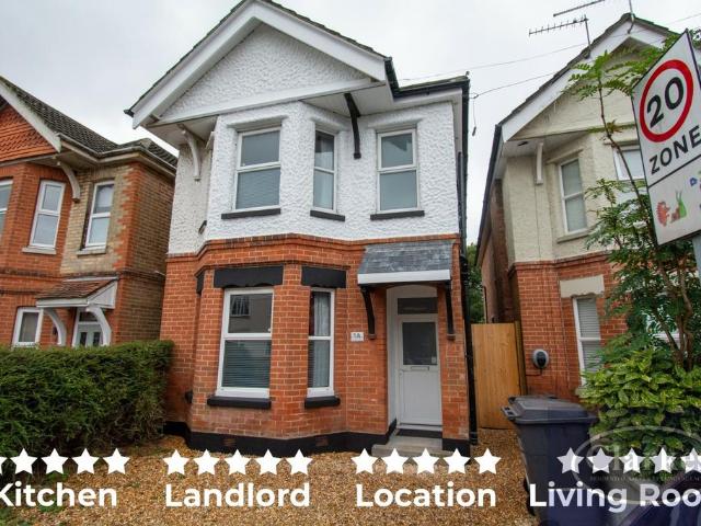 Hankinson Road, Winton 4 bed detached house to rent £2,300 pcm £531 pw