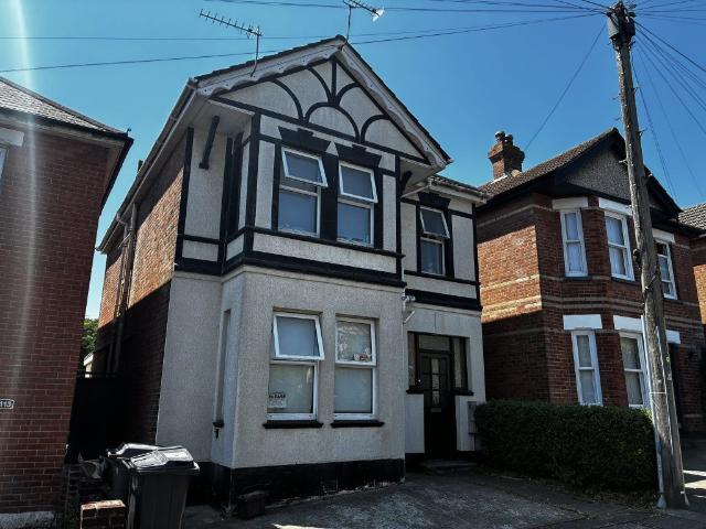 Hankinson Road, Charminster BH9, 5 bed semi detached house to rent, £2,990 pcm | PrimeLocation