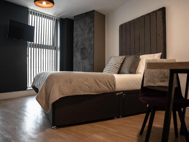 Hanley Street, Birmingham, B19 3 1 bed apartment to rent £850 pcm £196 pw