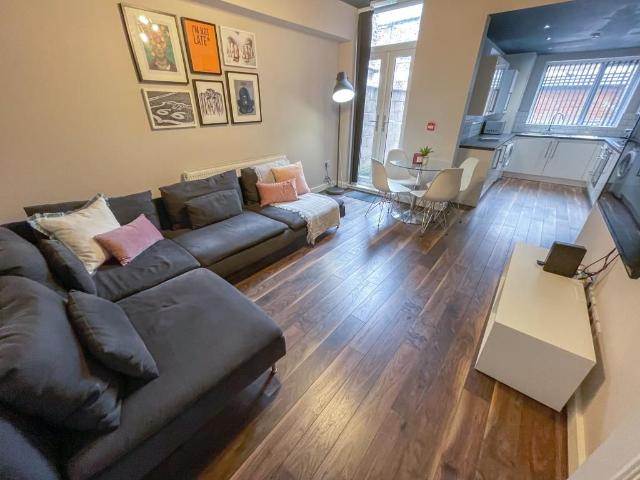 Hannan Road, Kensington, Liverpool L6, 5 bed shared accommodation to rent, £2,925 pcm | PrimeLocation