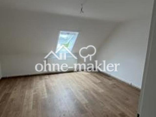 Hannover Herrenhausen, helle sanierte DG Wohnung