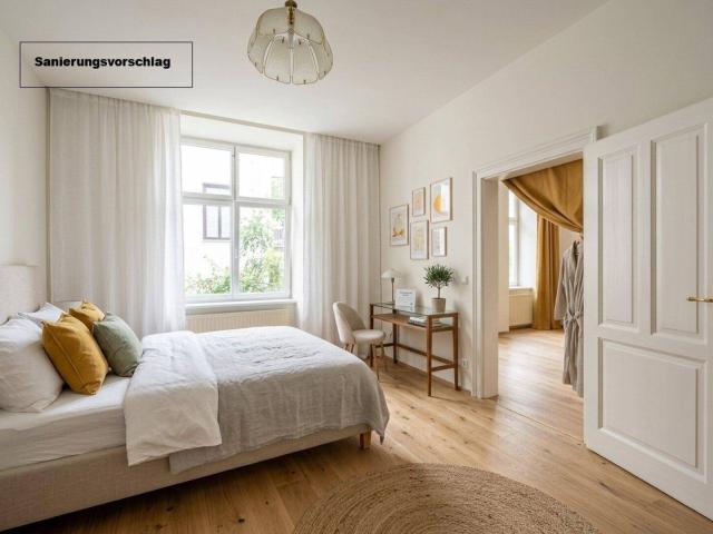 Hannovermarkt* Renovation Opportunity: 3 Room Period Apartment with Approved Balcony – Airbnb Suitable