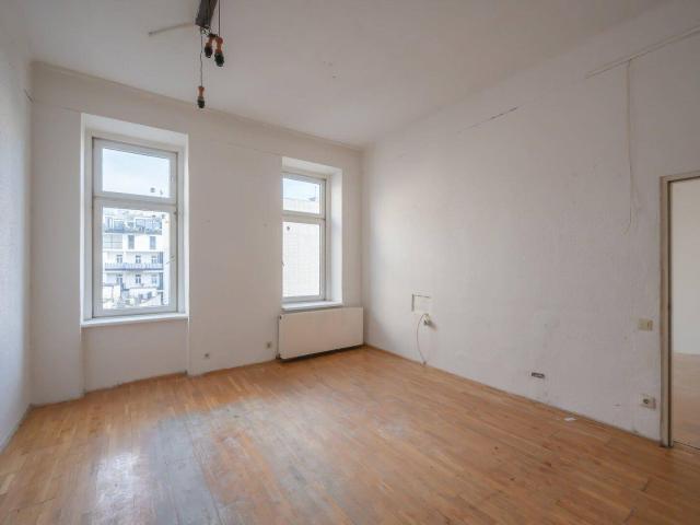 Hannovermarkt* Sanierungsbedürftige 3 Zimmer Altbauwohnung Airbnb