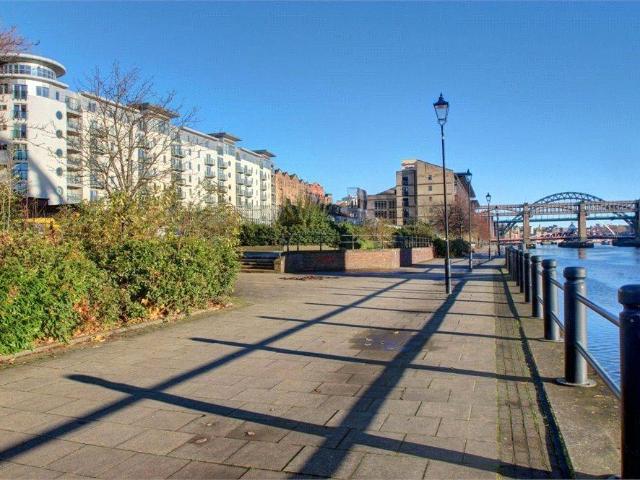 Hanover Mill, Hanover Street. 1 bed apartment to rent £925 pcm £213 pw