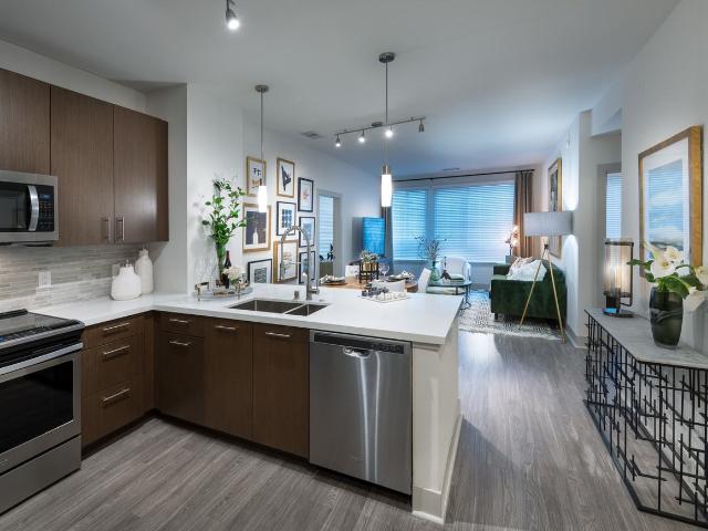 Hanover Broadway 1 Bedroom Apartment for Rent at 325 27th St, Oakland, CA 94612 Oakland Ave Harrison St
