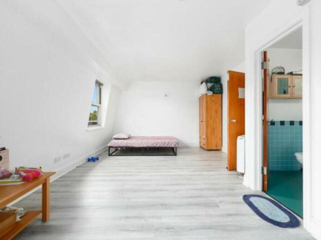 Hanover Place, Bow, London E3, Studio to rent, £1,600 pcm | PrimeLocation